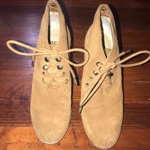 Michael Kors tan suede booties